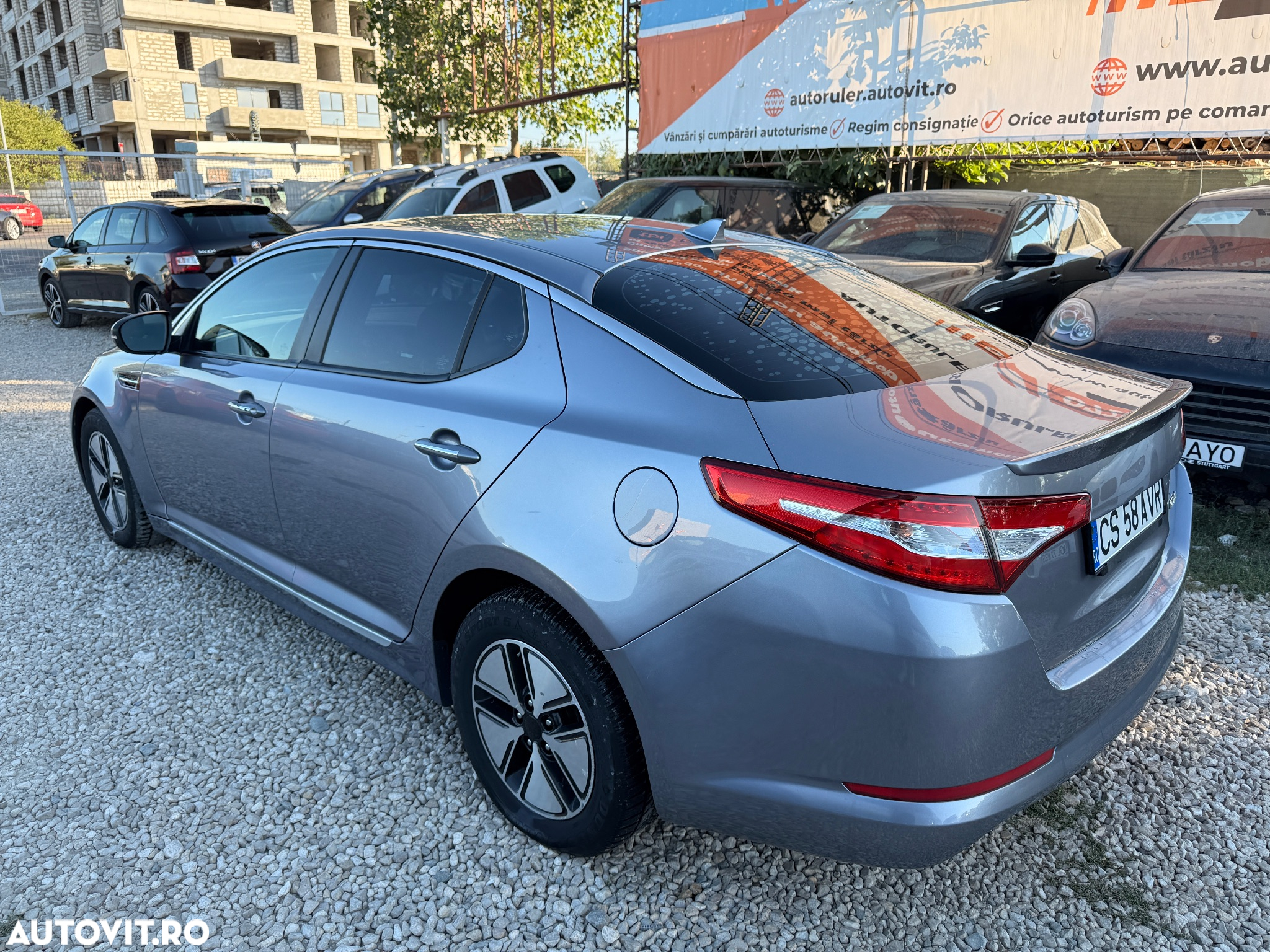 Kia Optima - 14