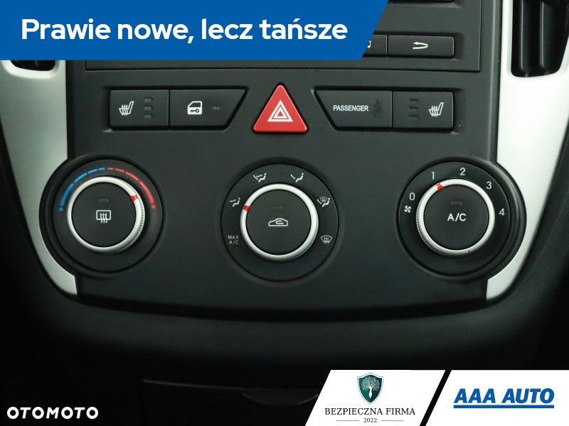 Kia Ceed - 12