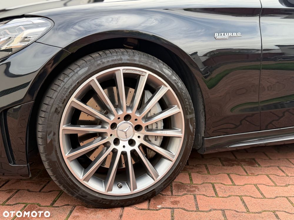 Mercedes-Benz Klasa C AMG 43 4Matic 9G-TRONIC - 21