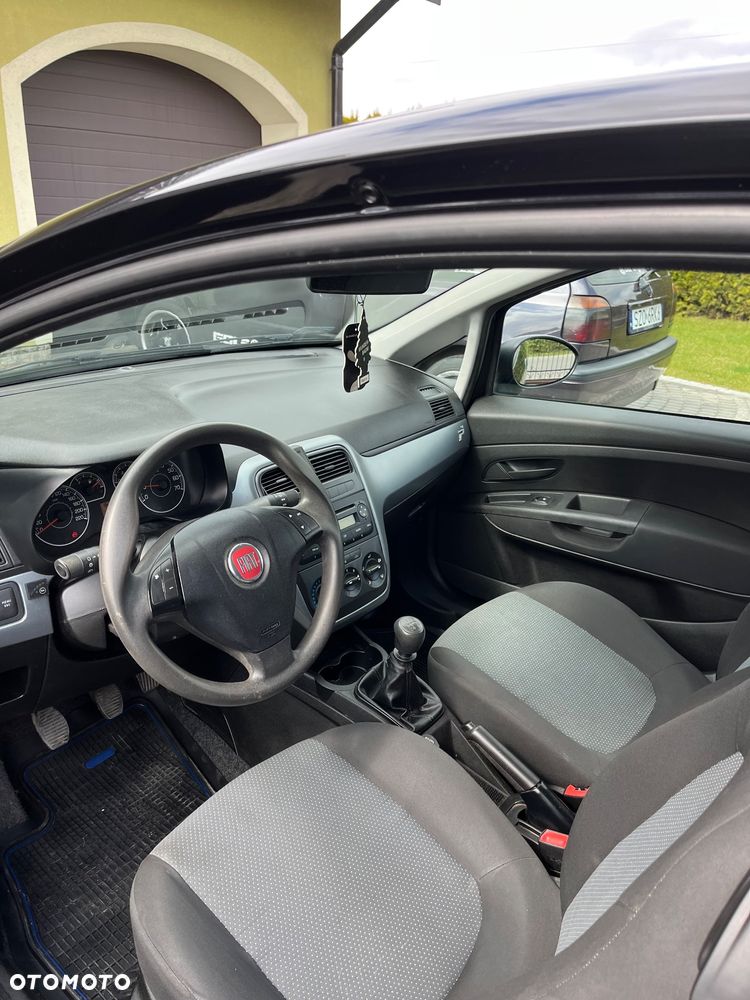 Fiat Grande Punto - 7