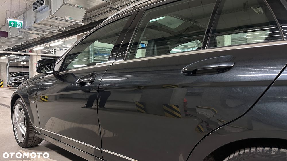 Mercedes-Benz Klasa C 180 BlueEFFICIENCY Avantgarde - 15