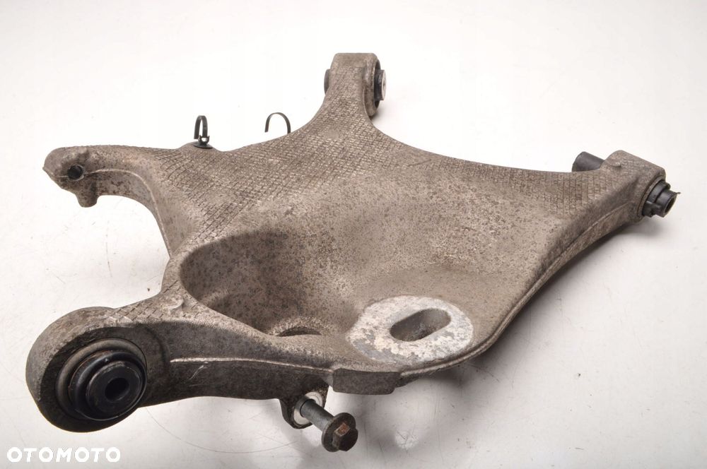 VOLVO S90 V90 V60 II S60 III  WAHACZ LEWY TYŁ  TYLNY  31387209 - 9