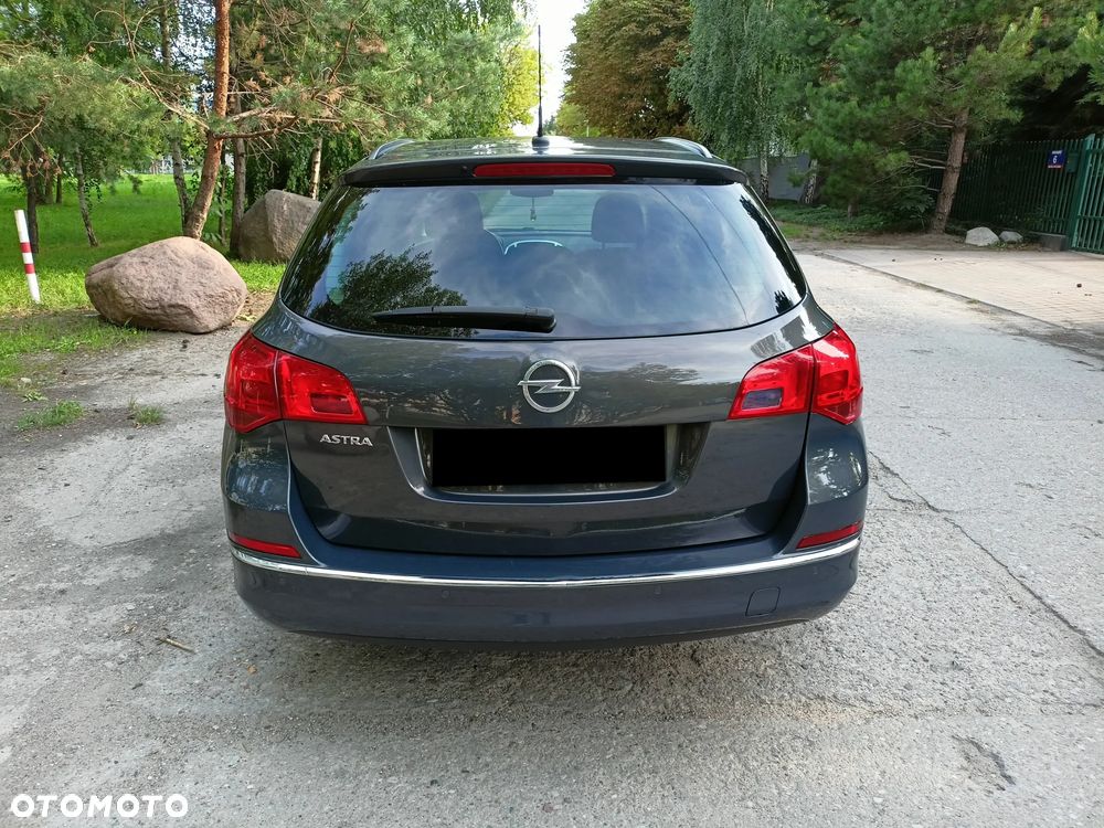 Opel Astra 1.4 T Cosmo - 4