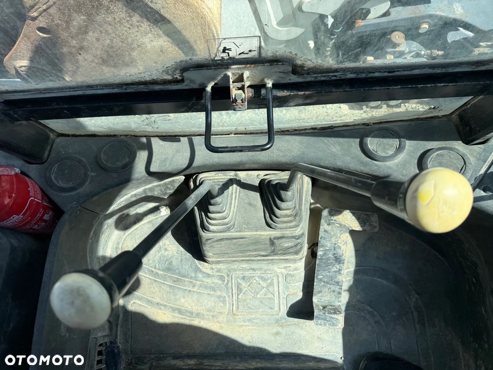 Terex 860 / 2012 / Uchylna Przednia Łyżka / Szybkozłącza - 26