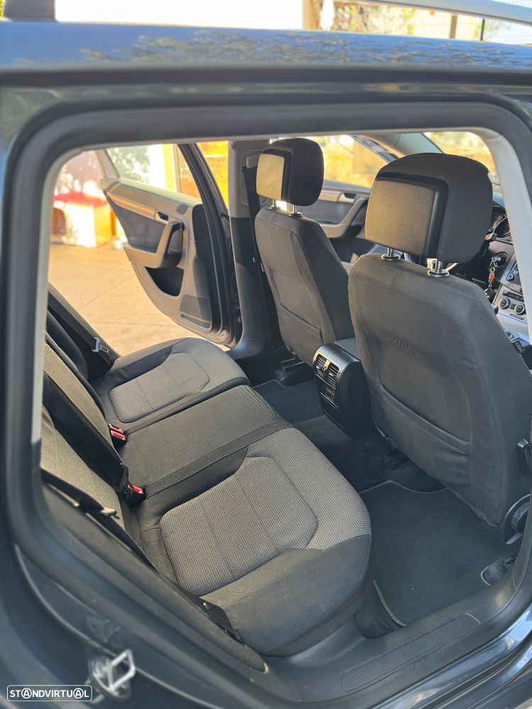 VW Passat Variant 1.6 TDI BlueMotion Comfortline - 17