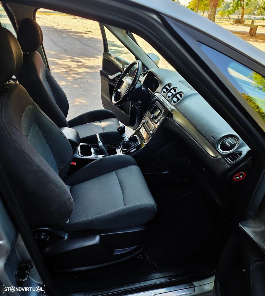 Ford S-Max 2.0 TDCi Titanium 7L - 10