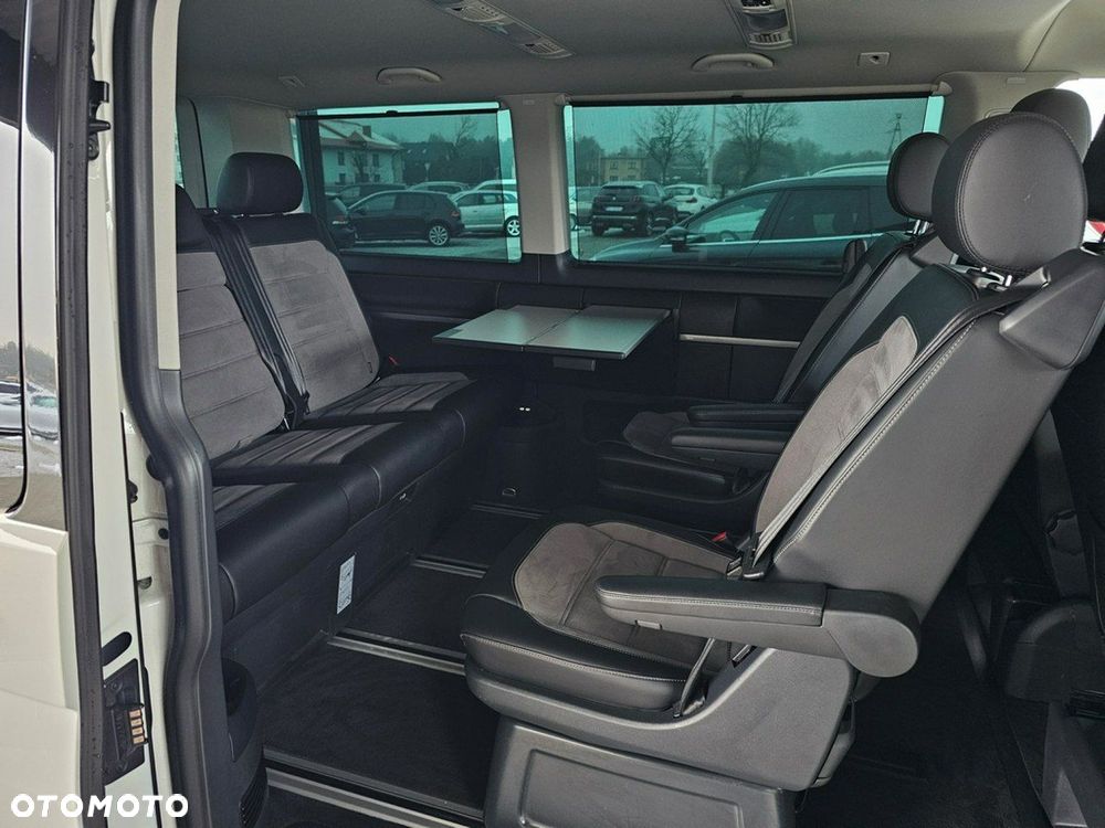 Volkswagen Multivan - 36