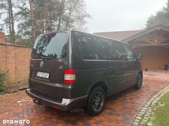 Volkswagen Multivan - 4