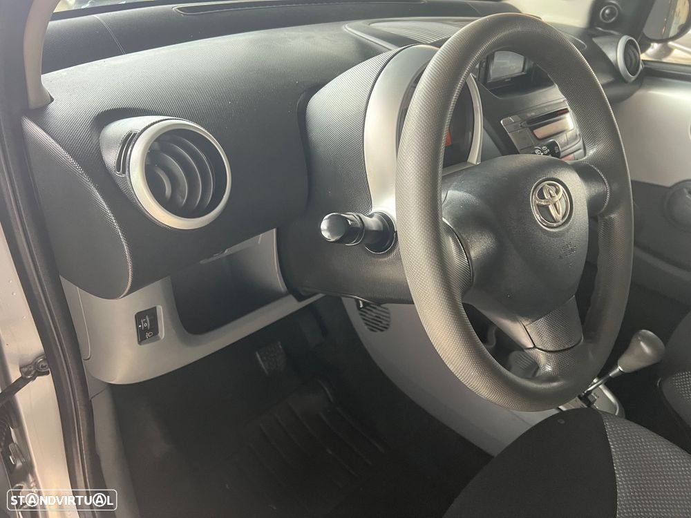 Toyota Aygo Multi Mode Connect - 14