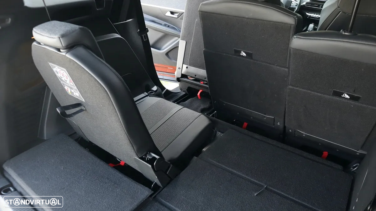 Peugeot 5008 1.5 BlueHDi Allure Pack EAT8 - 49