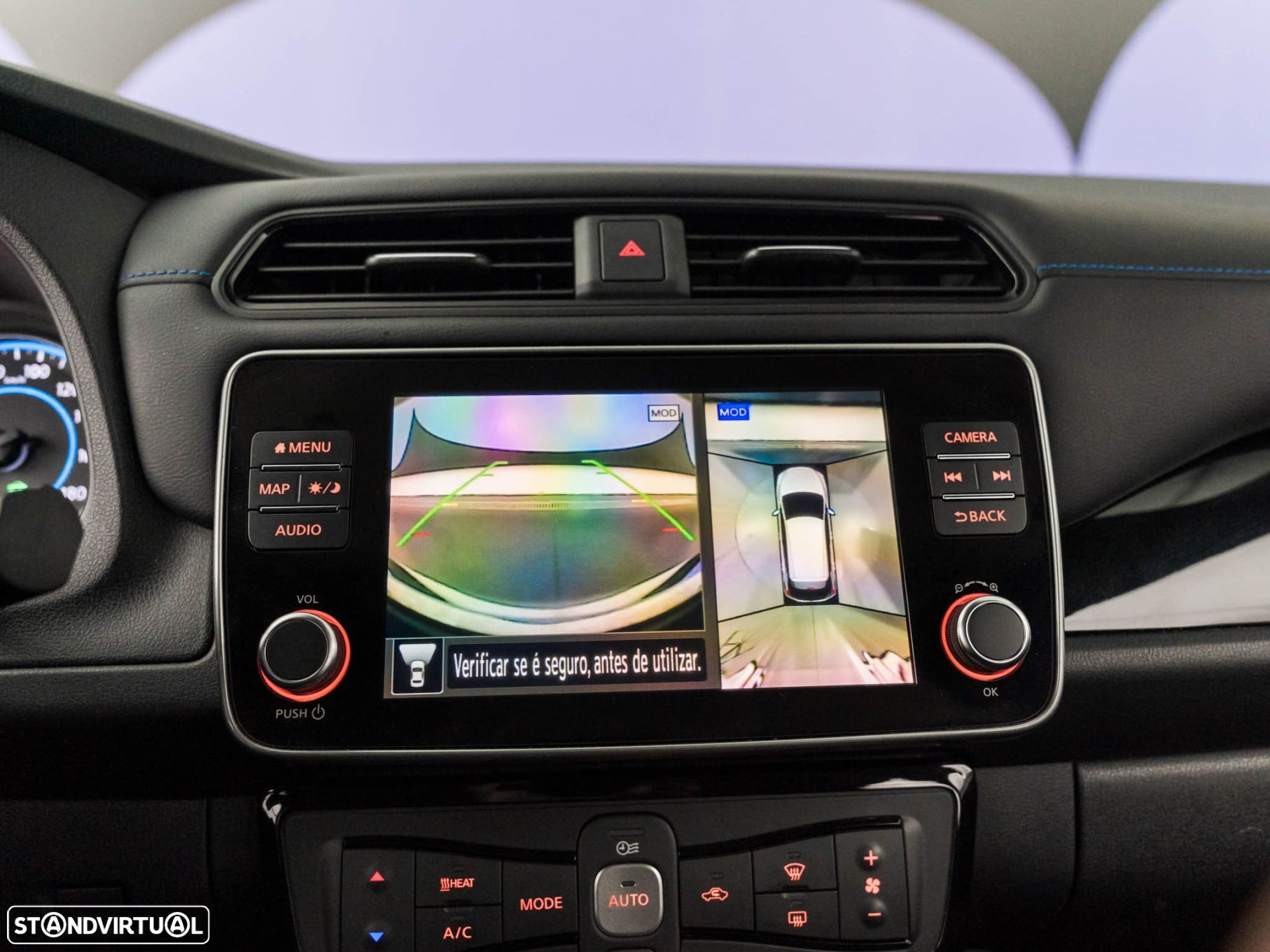 Nissan Leaf N-Connecta - 29