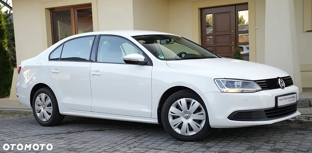 Volkswagen Jetta 1.2 TSI BlueMotion Technology Comfortline - 10