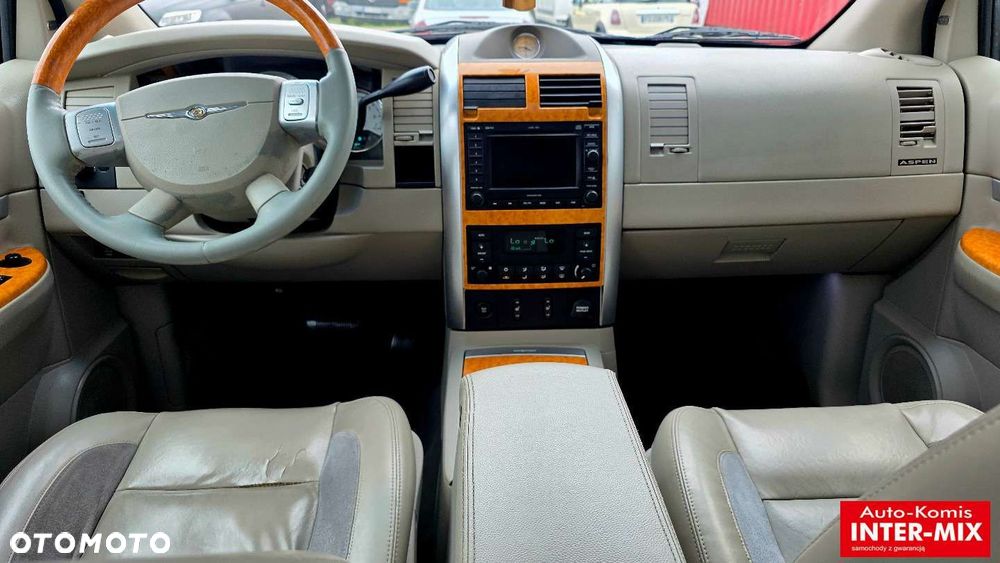 Chrysler Aspen - 30