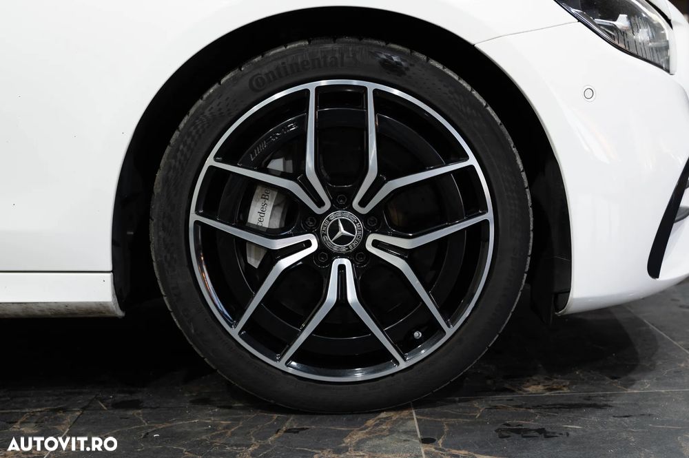 Mercedes-Benz E 300 9G-TRONIC AMG Line - 12