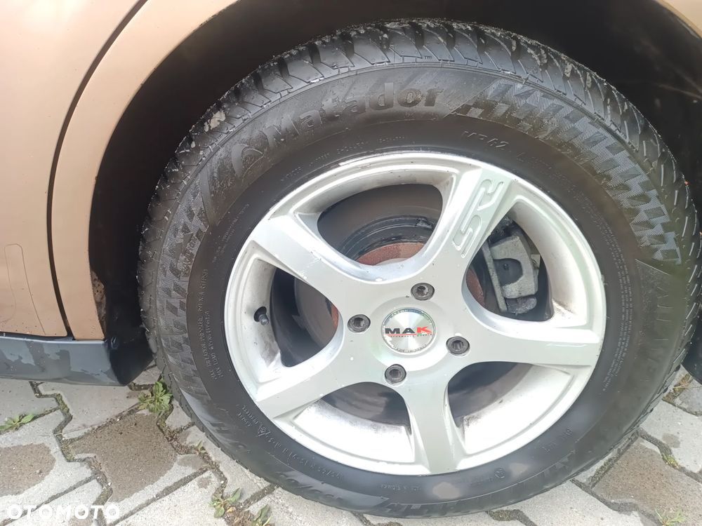 Nissan Tiida 1.6 Tekna - 17
