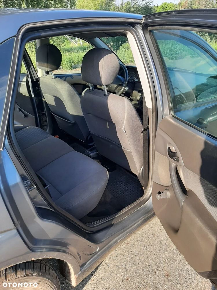 Ford Focus 1.6 FX Silver - 10