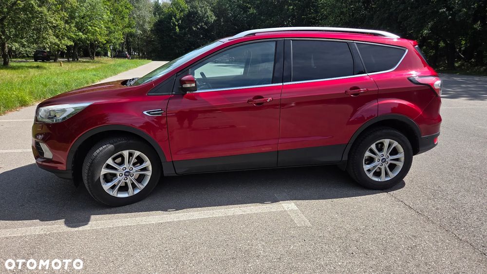 Ford Kuga 1.5 EcoBoost FWD Titanium - 4