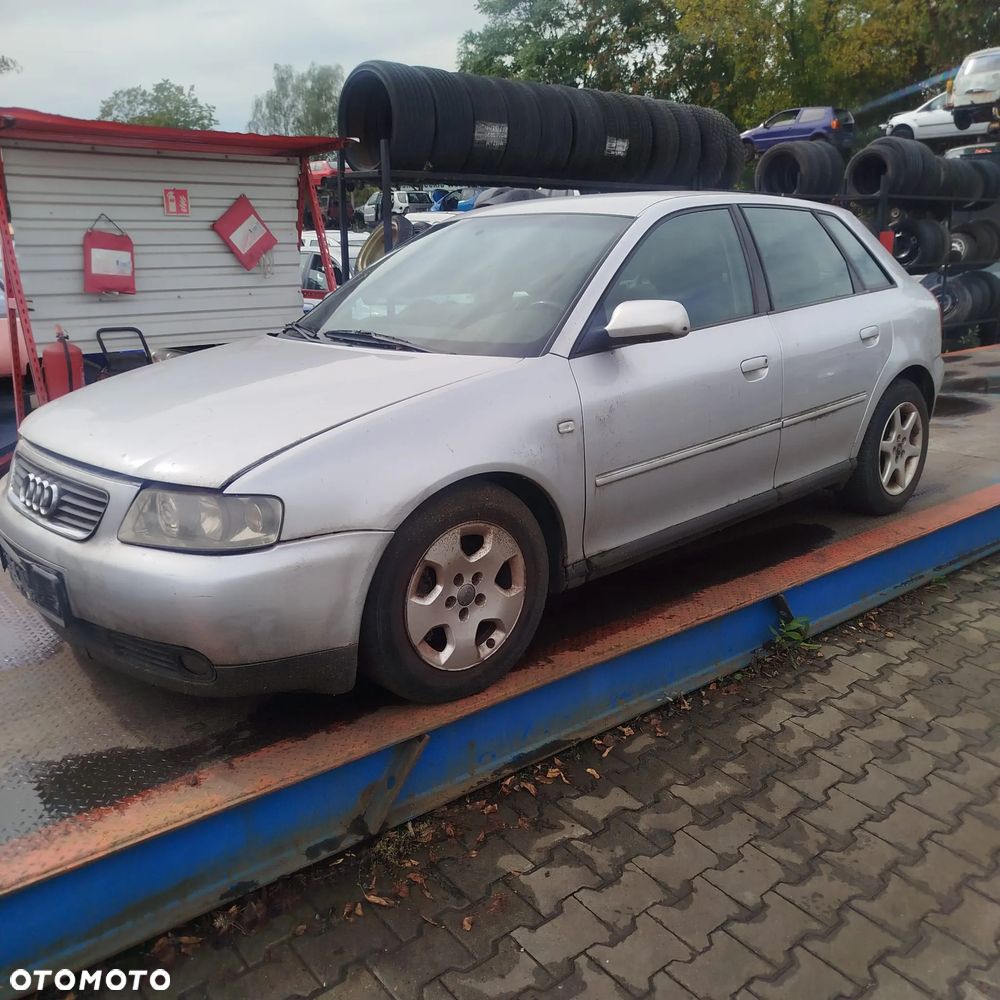 Audi A3 8L na części . - 3