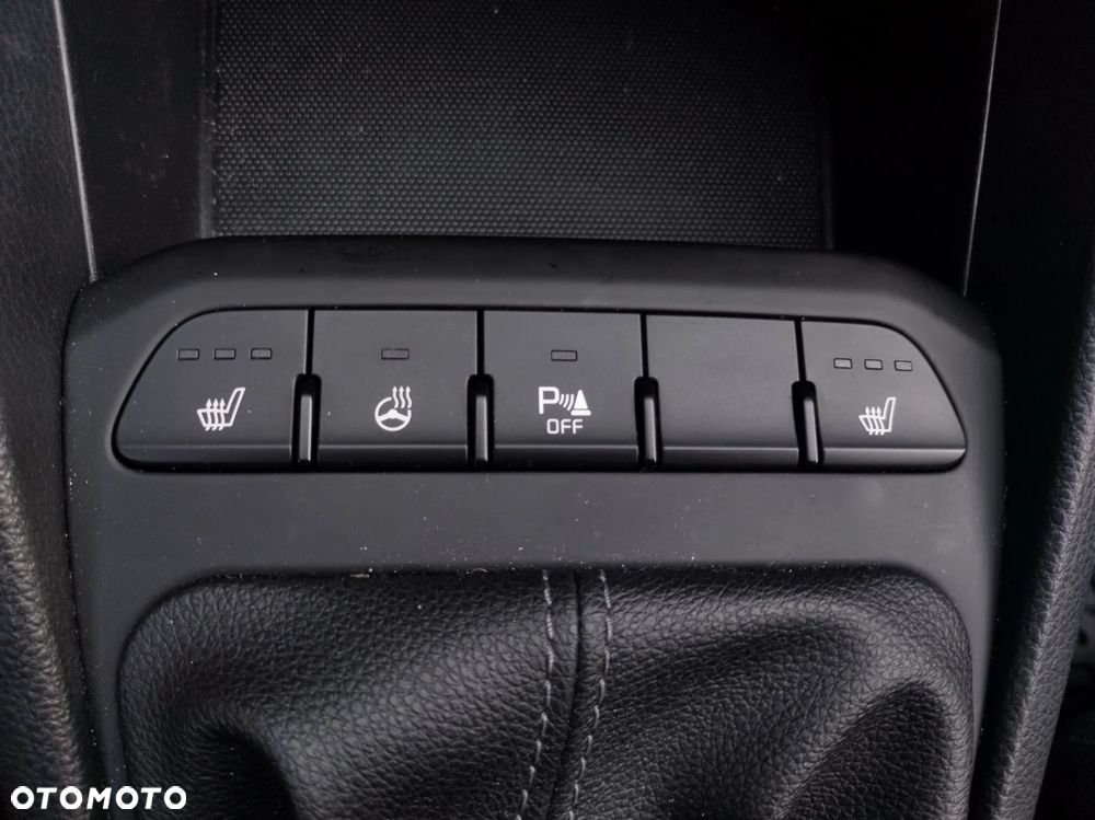 Kia Stonic 1.2 M - 13