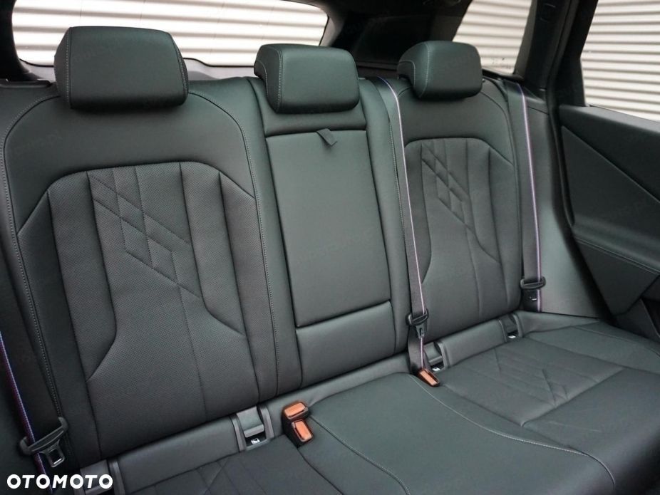 BMW X3 xDrive20d mHEV - 16