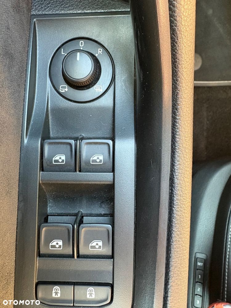 Skoda Superb 2.0 TDI 4x4 Sportline DSG - 18