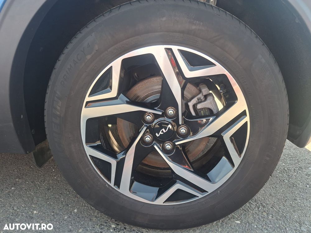 Kia Sportage 1.6 T-GDI 6MT 4x2 Urban - 16