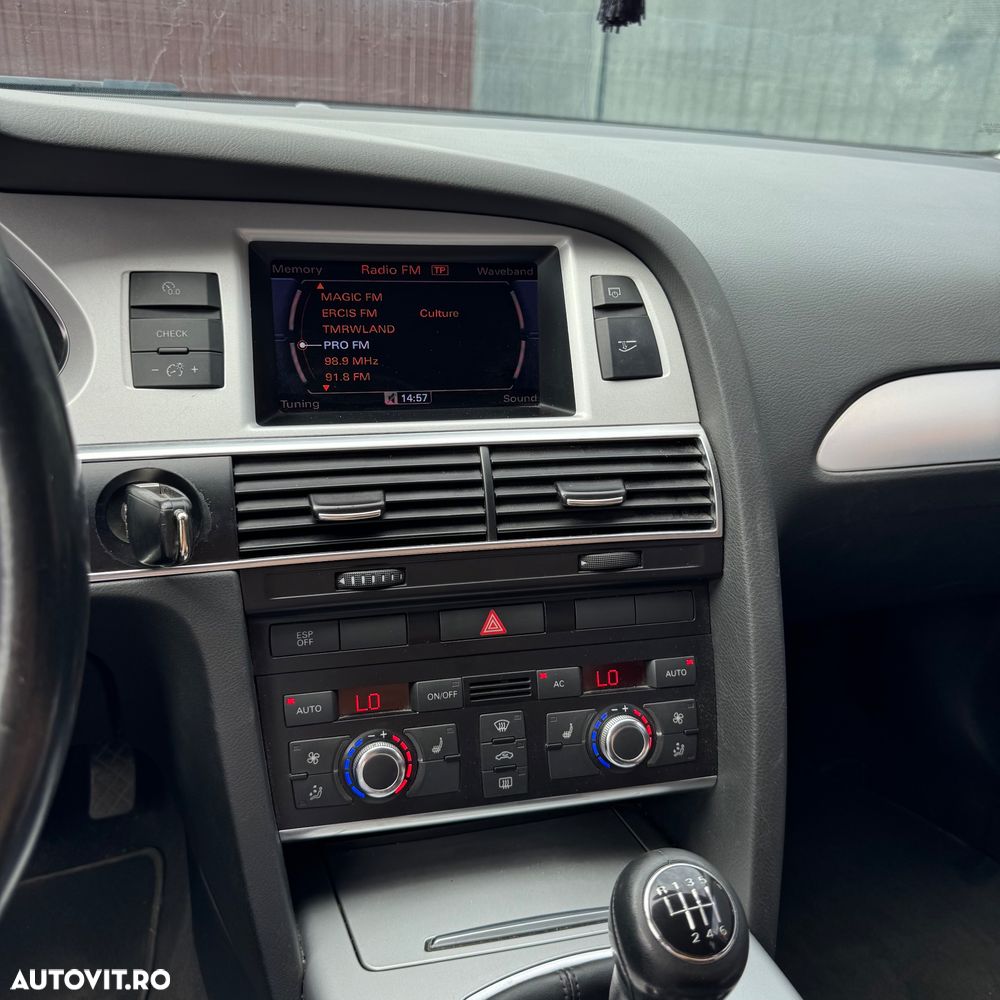 Audi A6 2.0 TDI DPF Avant - 14