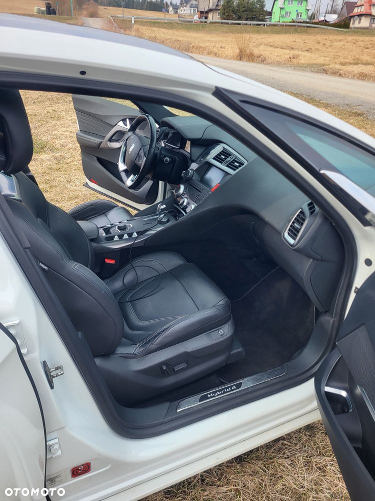 Citroën DS5 2.0 HDi Hybrid4 SoChic MCP - 34