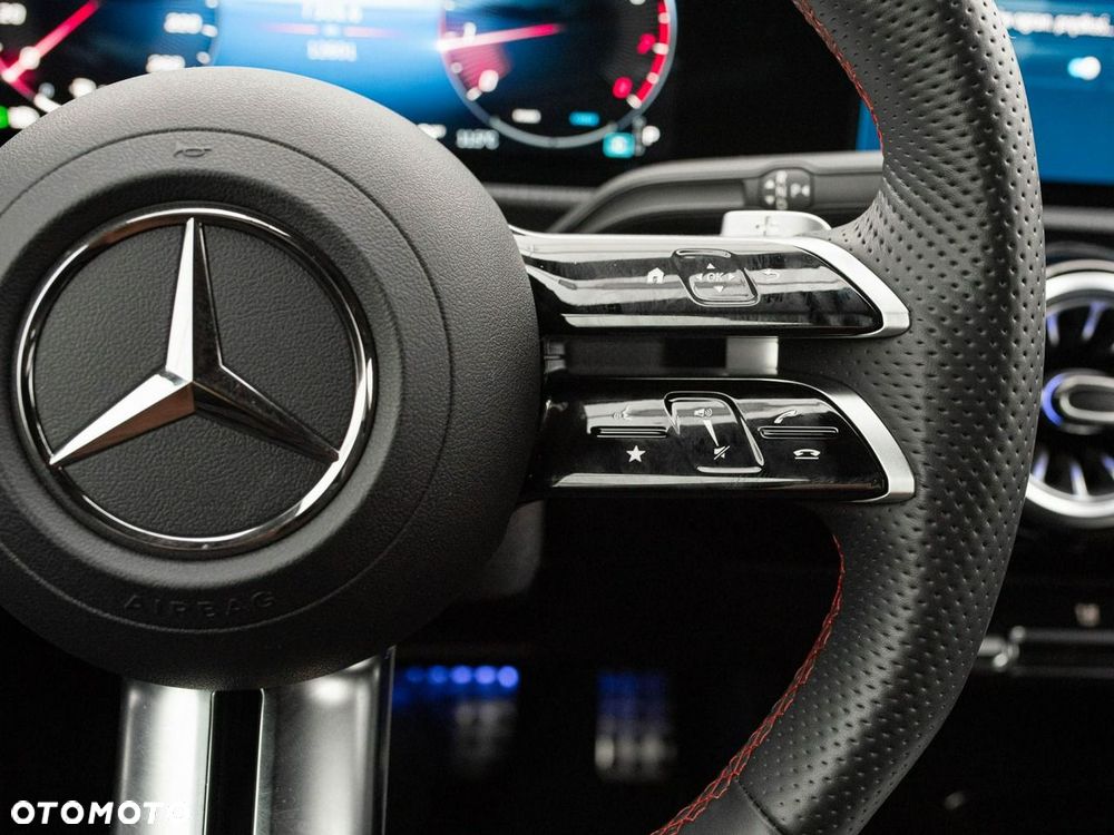 Mercedes-Benz Klasa A 200 AMG Line 7G-DCT - 16