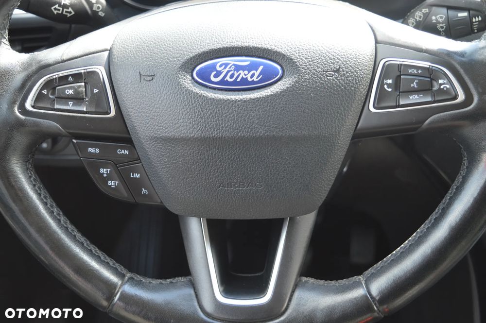 Ford Kuga 2.0 TDCi AWD Titanium - 17