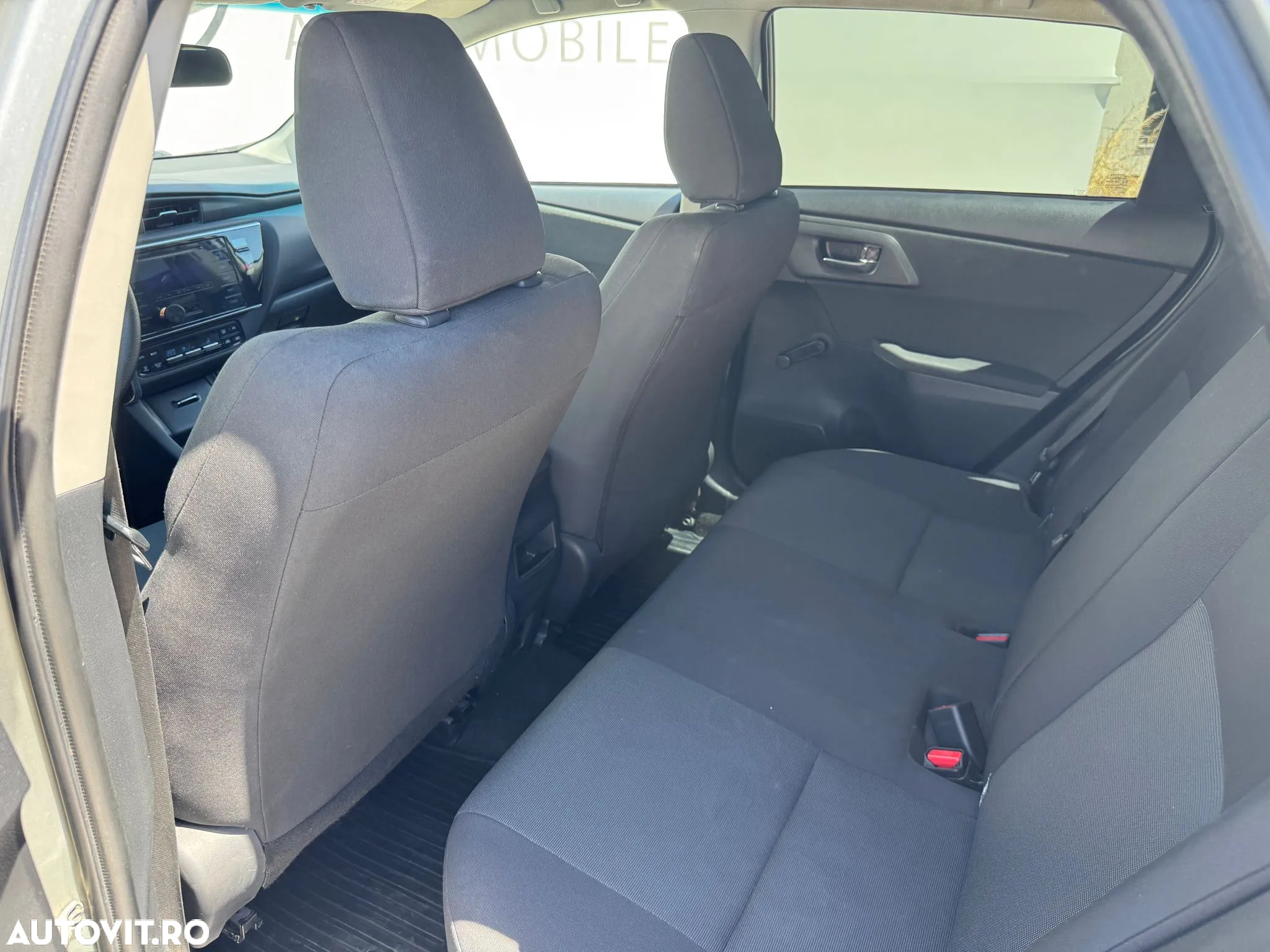 Toyota Auris 1.3 Dual VVT-i Terra - 10