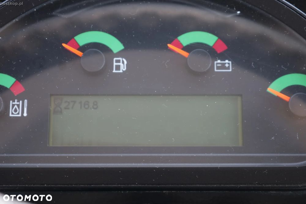 Caterpillar CAT 906M - 34