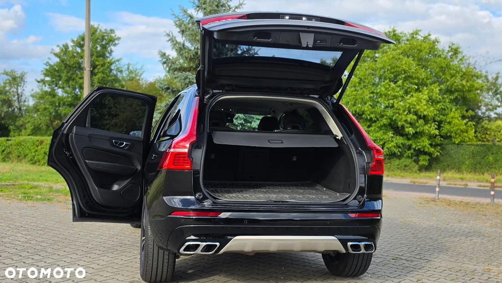 Volvo XC 60 D4 AWD Geartronic Momentum - 39
