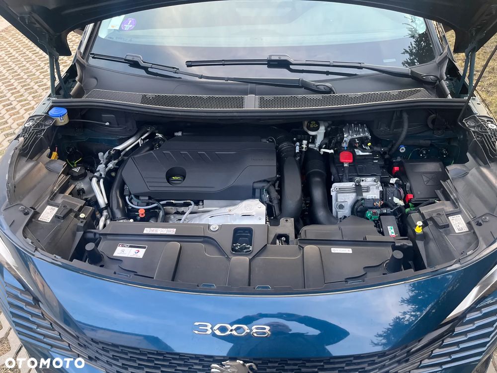 Peugeot 3008 1.6 PureTech HYbrid Allure S&S EAT8 - 2