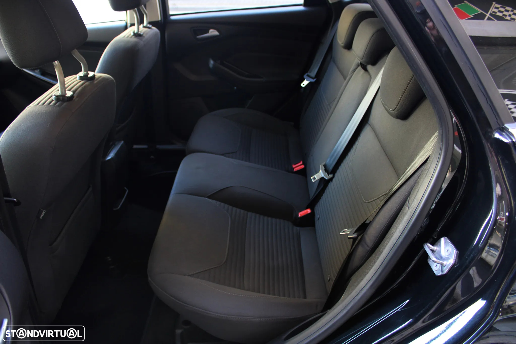 Ford Focus SW 1.5 TDCi EcoBlue ST.Aut. - 24