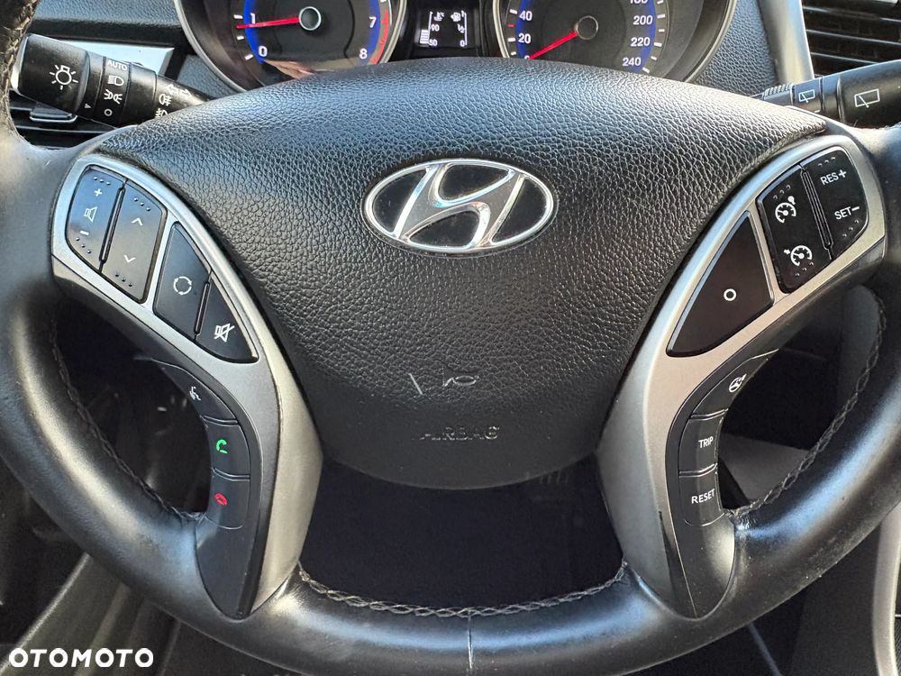 Hyundai i30 - 14
