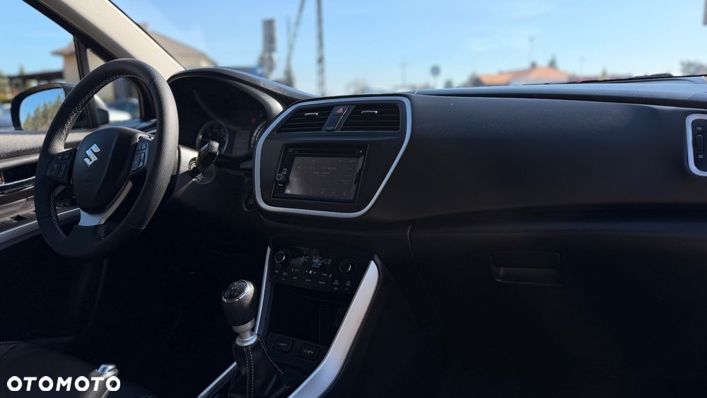 Suzuki SX4 S-Cross 1.6 DDiS 4x4 Comfort+ - 21