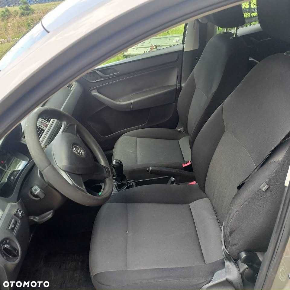Skoda RAPID - 5