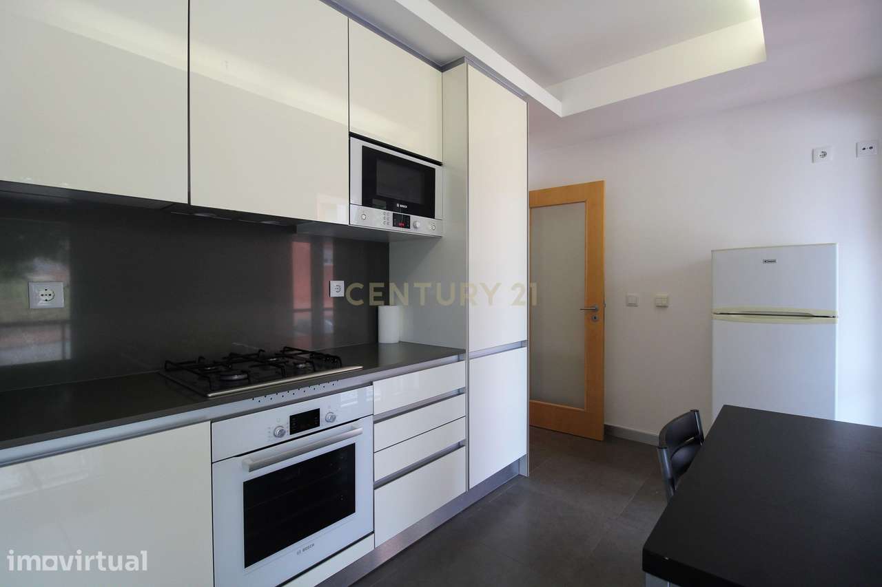 Excelente apartamento T0 na Quinta da Portela - Grande imagem: 2/10