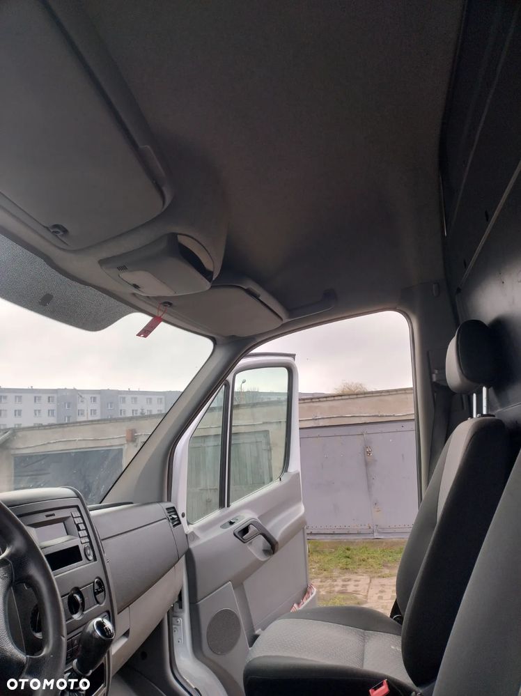 Volkswagen Crafter - 19