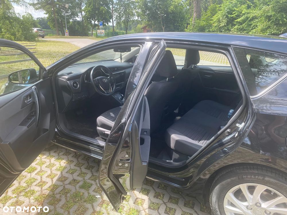 Toyota Auris - 5