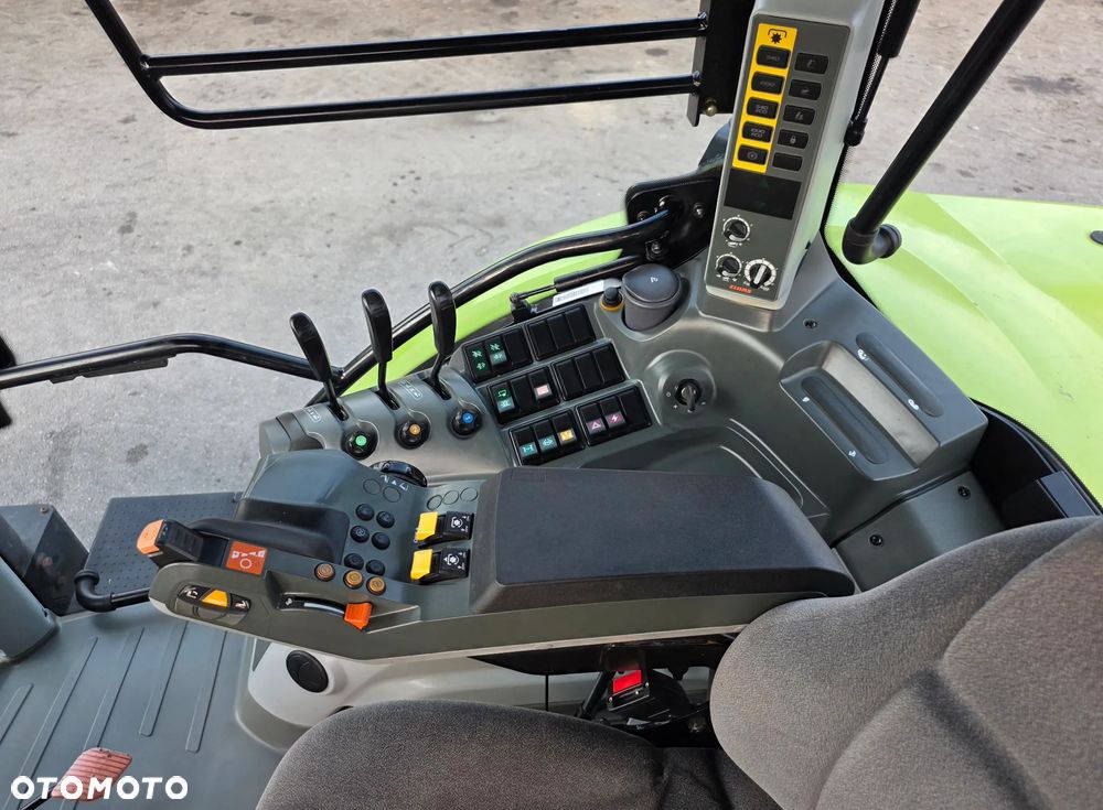 Claas Arion 620 Cis - 16