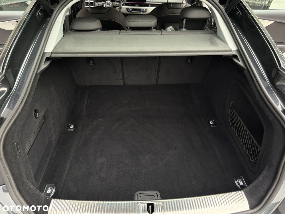 Audi A5 Sportback 40 TFSI S tronic design - 37