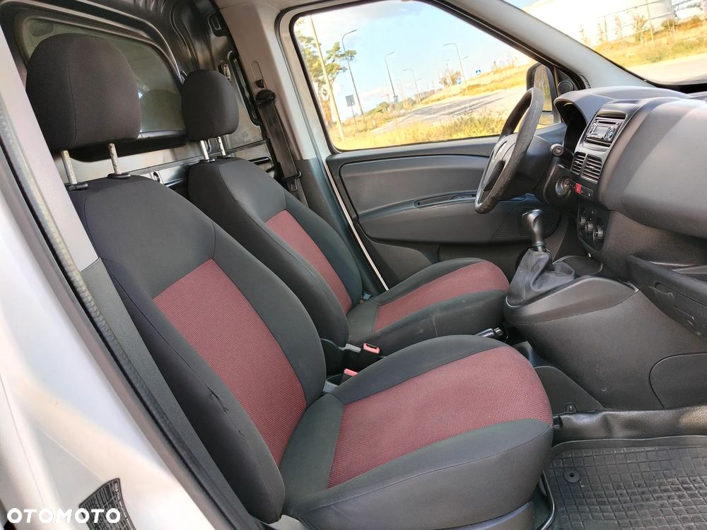 Fiat Doblo - 8