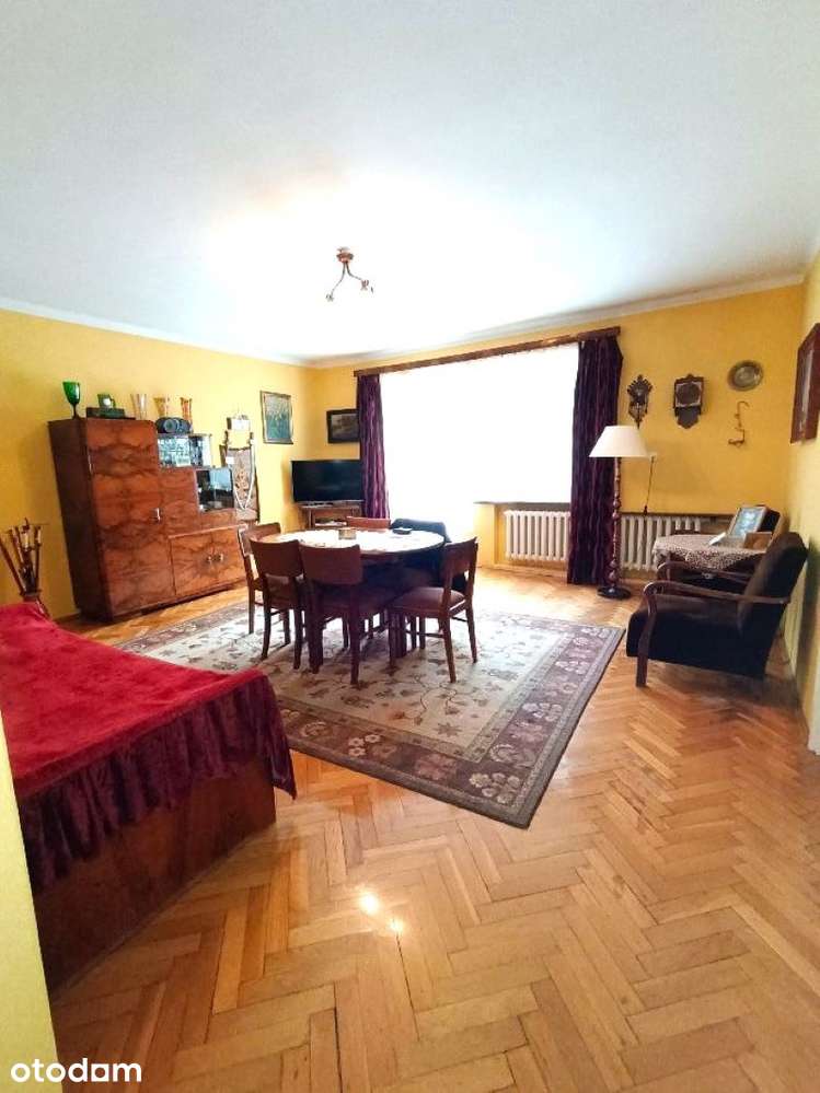 Mieszkanie około 100 m2 z garażem ,tarasem i ogrodem 600 m2