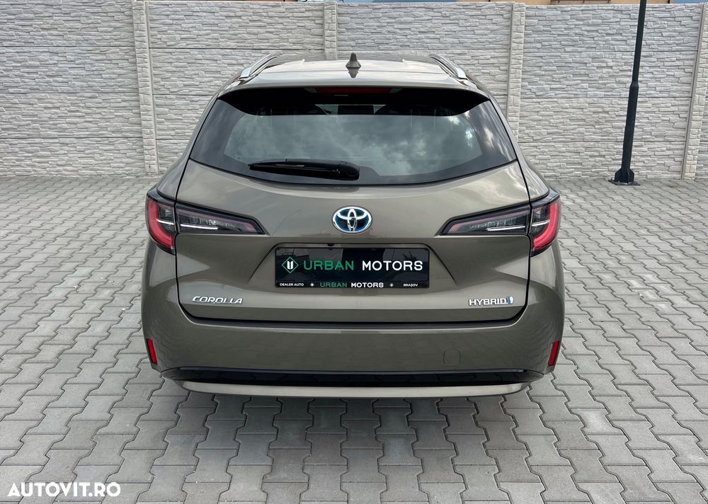 Toyota Corolla 1.8 Business Edition - 12