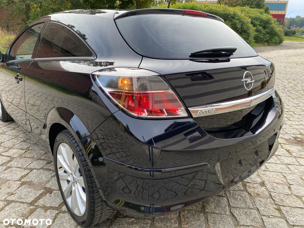 Opel Astra GTC 1.4 NAVI - 11