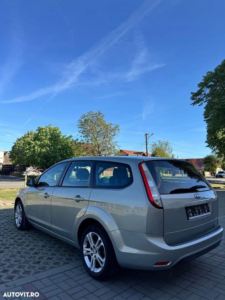 Ford Focus 1.6 16V Trend - 5