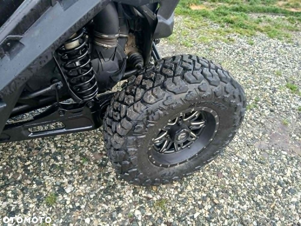 Can-Am Maverick - 4