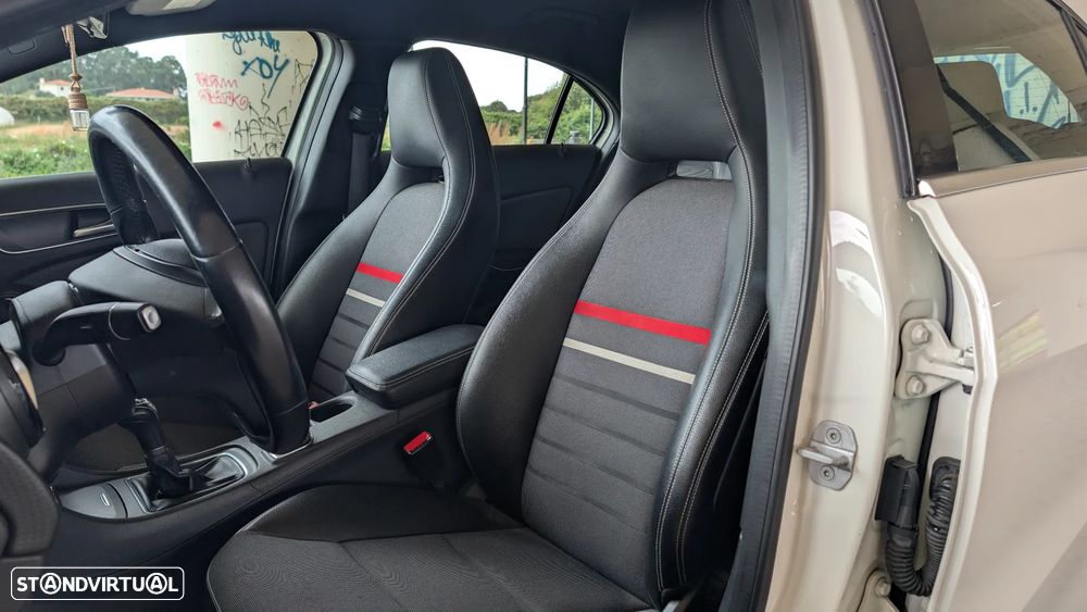 Mercedes-Benz A 180 CDI (BlueEFFICIENCY) Urban - 9
